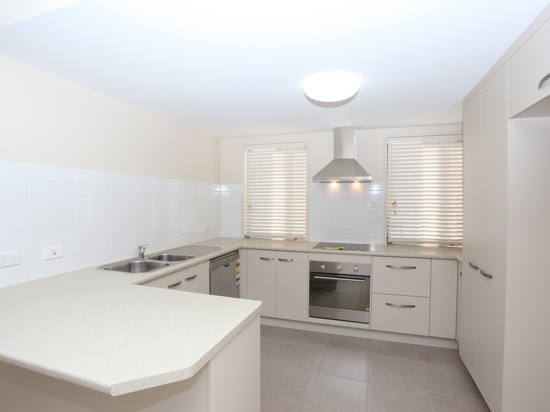 1/7 First Street, North Lakes QLD 4509