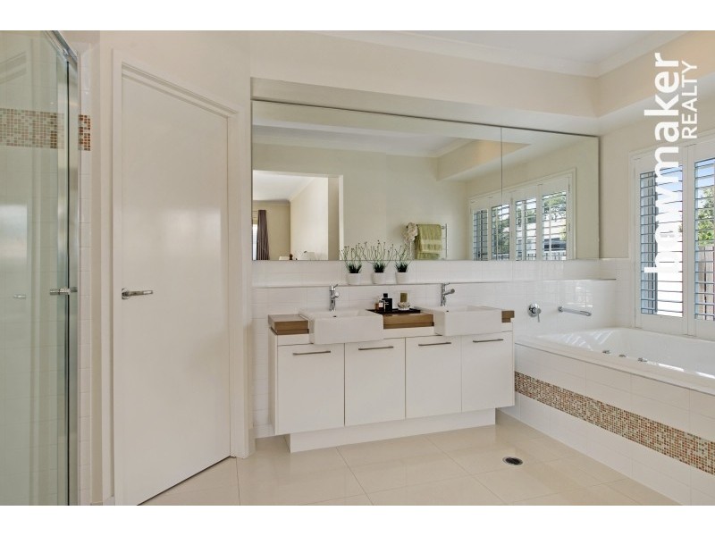 22 Hare Street, North Lakes QLD 4509
