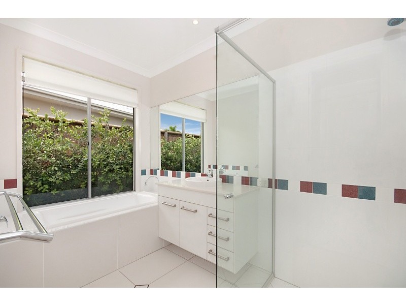 6 Moloney Place, North Lakes QLD 4509