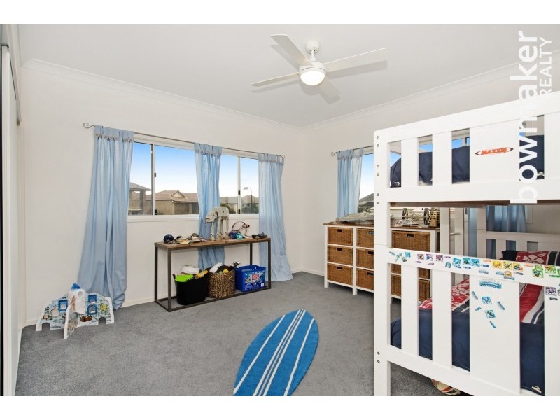 1 Trump Circuit, North Lakes QLD 4509