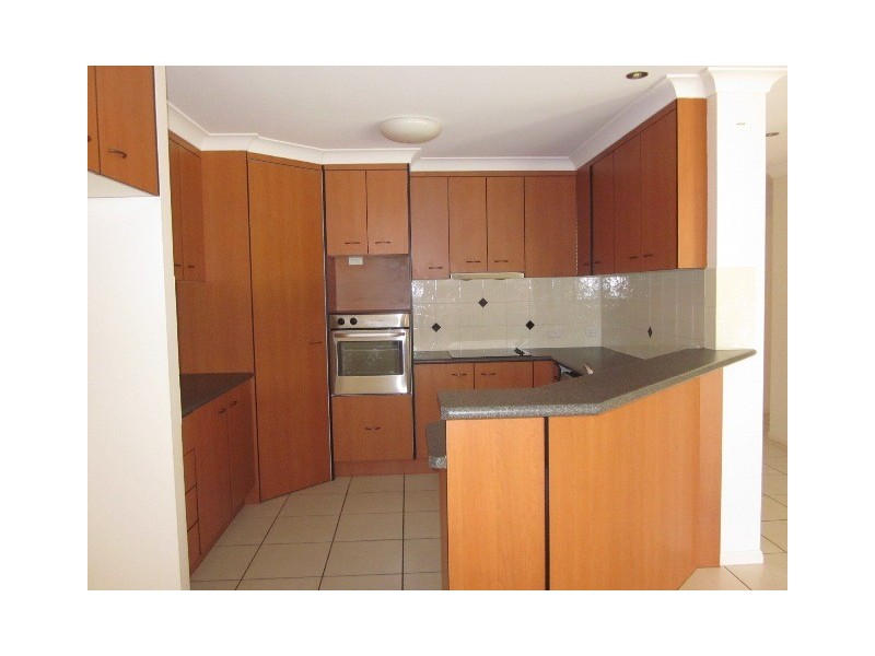 8 Raimondo Court, Dakabin QLD 4503