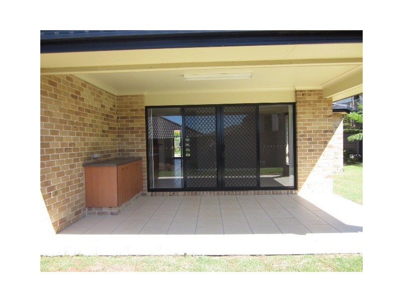 8 Raimondo Court, Dakabin QLD 4503