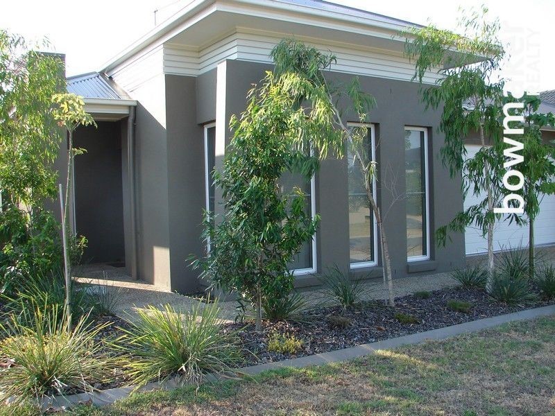 15 Satinay Parade, North Lakes QLD 4509