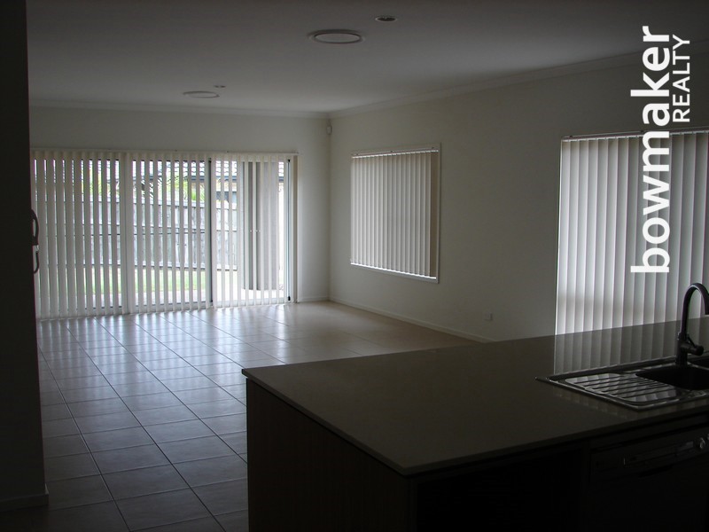 15 Satinay Parade, North Lakes QLD 4509