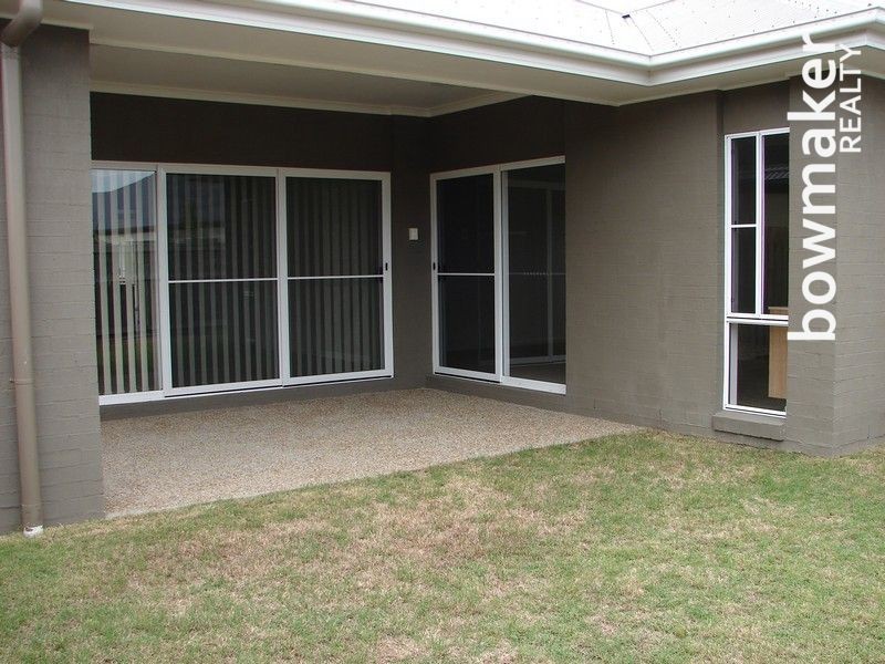 15 Satinay Parade, North Lakes QLD 4509