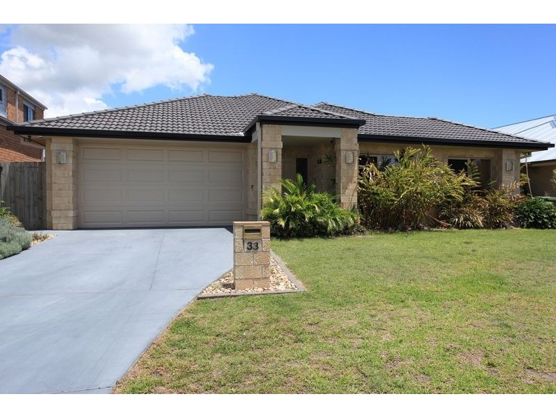 33 Cottonwood Circuit, North Lakes QLD 4509