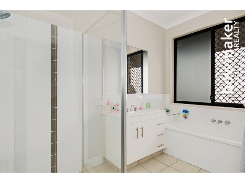 50 Menara Circuit, North Lakes QLD 4509