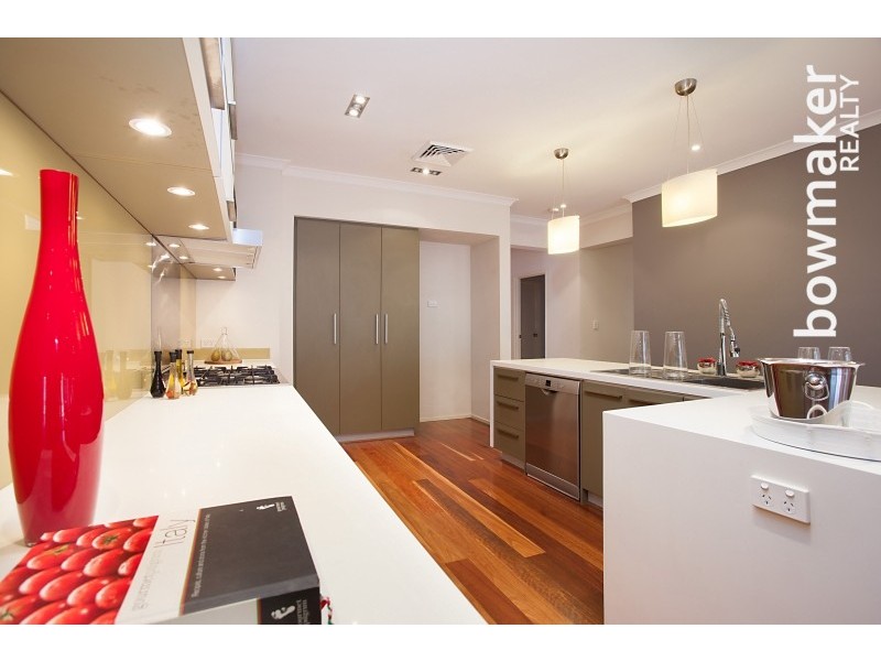6 Satinay Parade, North Lakes QLD 4509