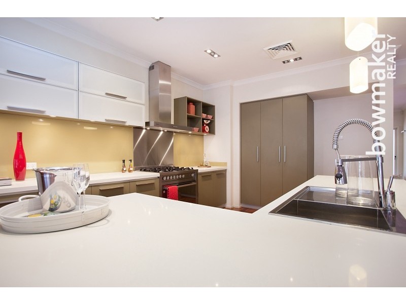 6 Satinay Parade, North Lakes QLD 4509