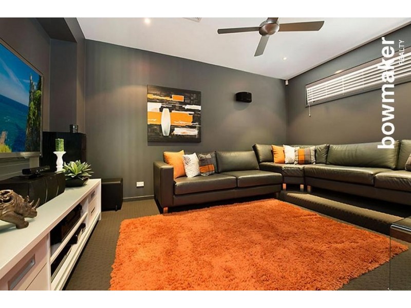 32 Dunes Crescent, North Lakes QLD 4509