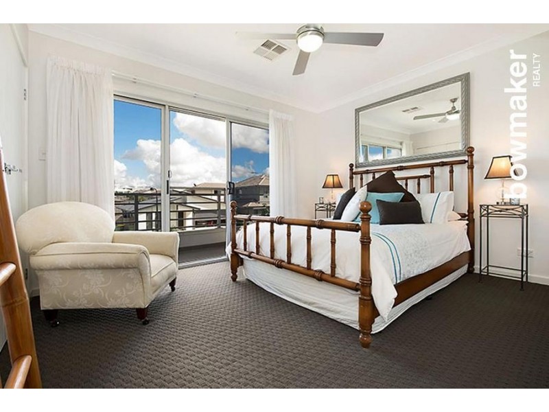 32 Dunes Crescent, North Lakes QLD 4509