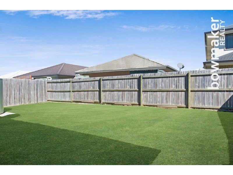 6 Edward Close, North Lakes QLD 4509