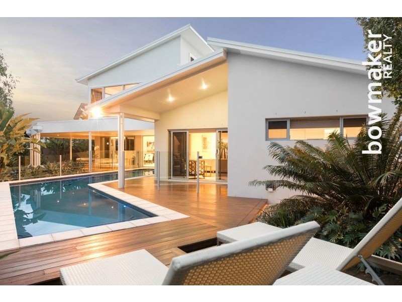 1 Nicklaus Parade, North Lakes QLD 4509