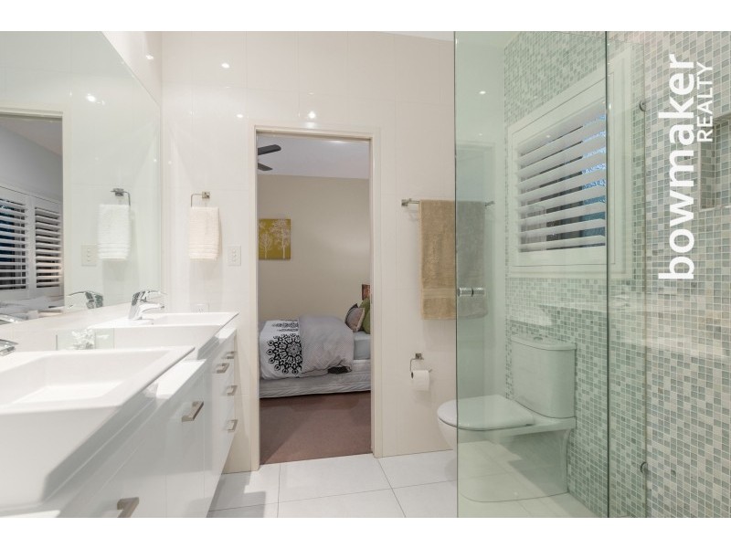 1 Nicklaus Parade, North Lakes QLD 4509