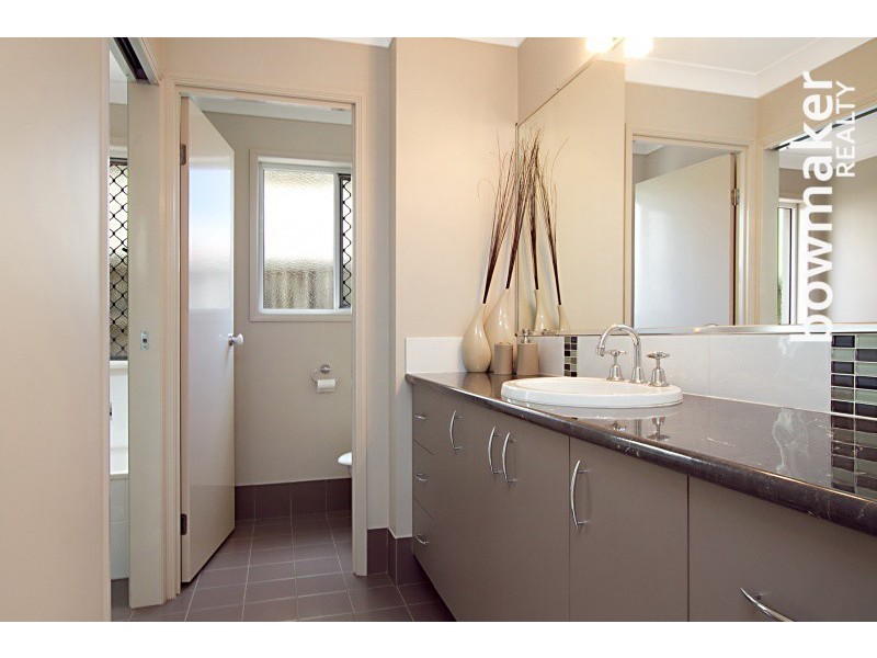 15 Allenby Close, North Lakes QLD 4509