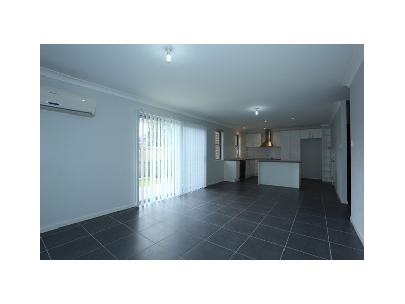 2/16 Quoll Street, North Lakes QLD 4509