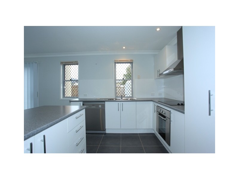 2/16 Quoll Street, North Lakes QLD 4509