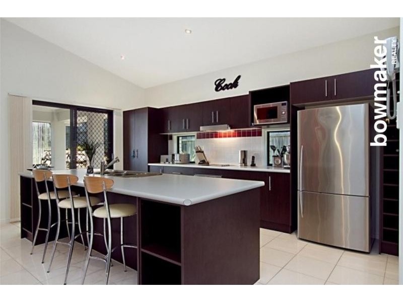 6 Burgan Place, North Lakes QLD 4509