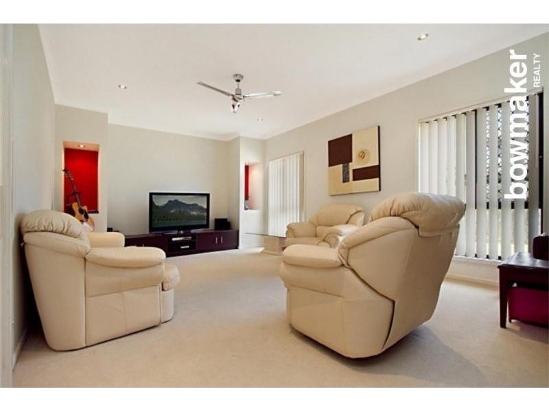 6 Burgan Place, North Lakes QLD 4509