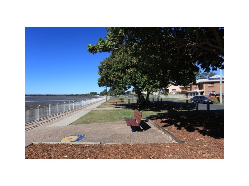 1 Esplanade, Deception Bay QLD 4508