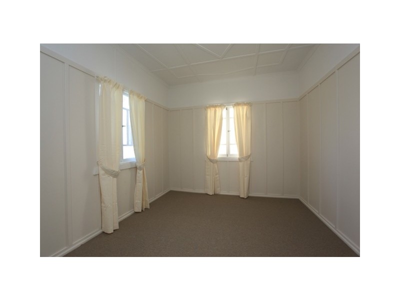 1 Esplanade, Deception Bay QLD 4508