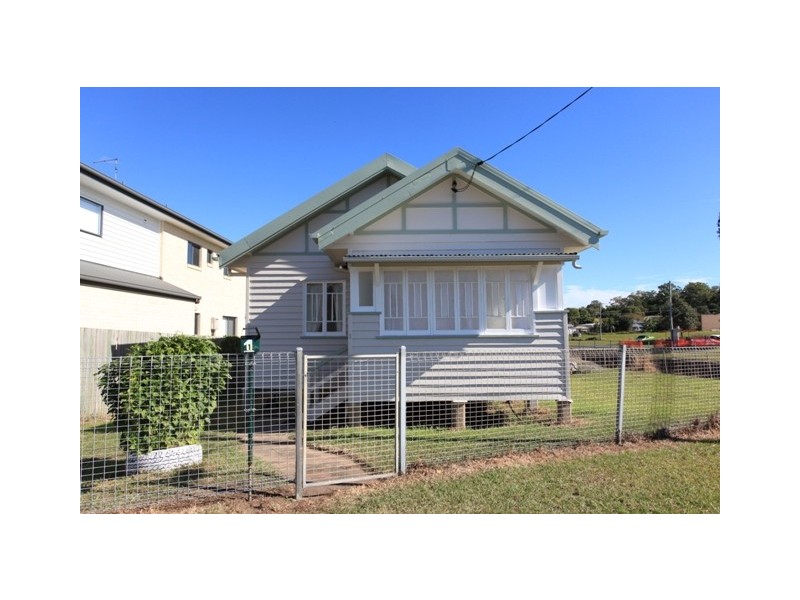 1 Esplanade, Deception Bay QLD 4508