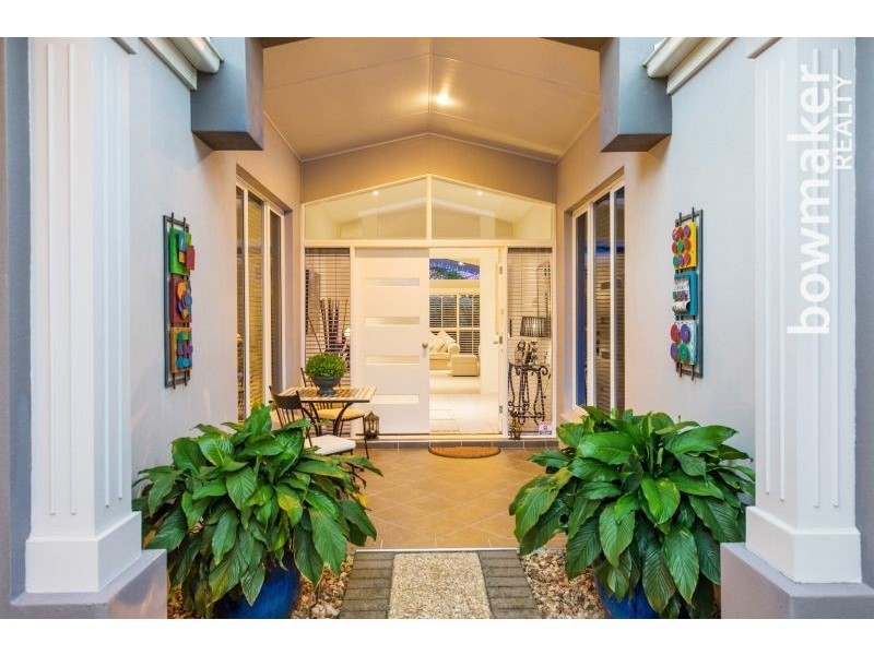 18 Thomson Close, North Lakes QLD 4509