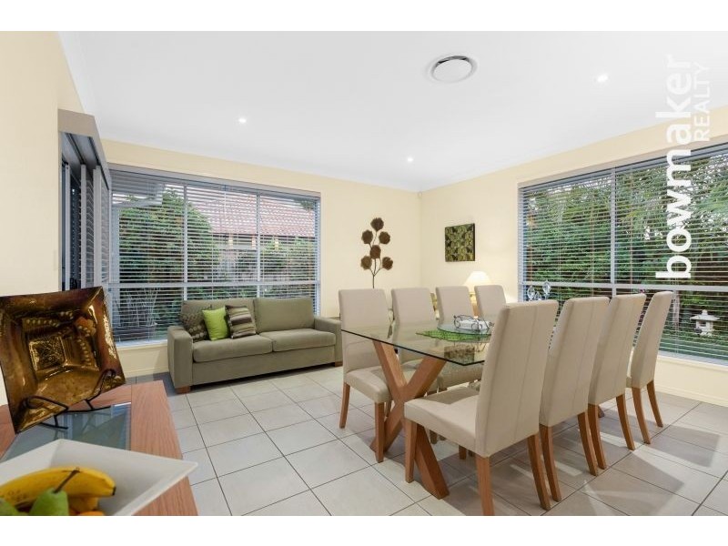 18 Thomson Close, North Lakes QLD 4509