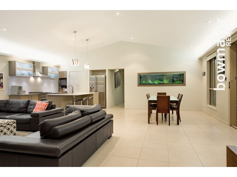 16 Dusky Street, North Lakes QLD 4509