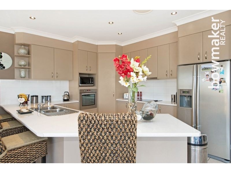 1 Caswell Close, North Lakes QLD 4509