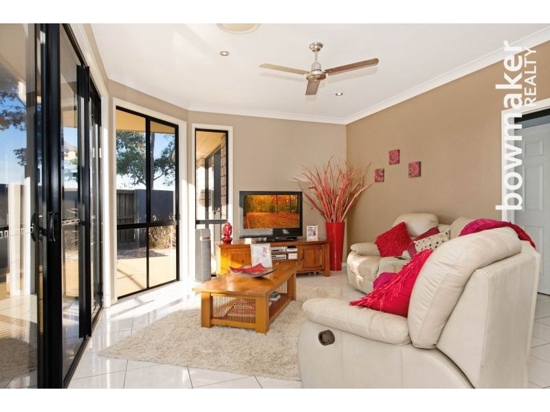 1 Caswell Close, North Lakes QLD 4509