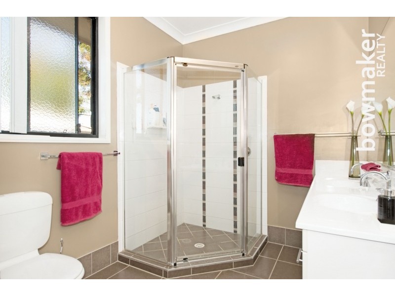 1 Caswell Close, North Lakes QLD 4509