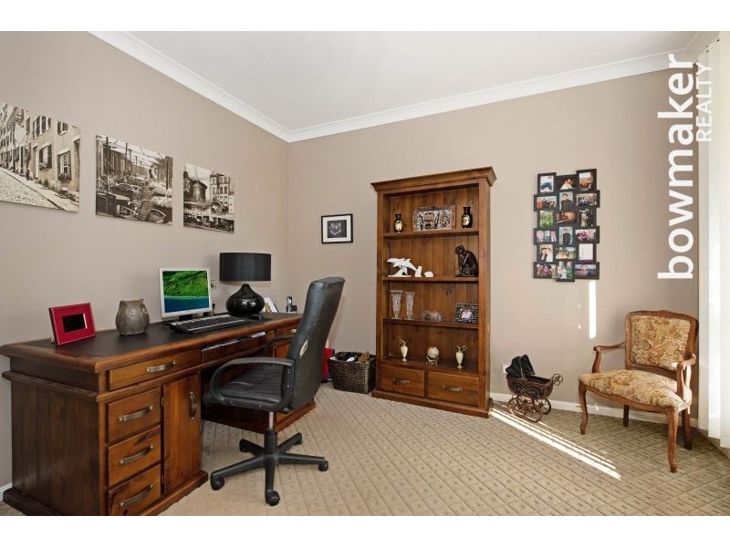 1 Caswell Close, North Lakes QLD 4509