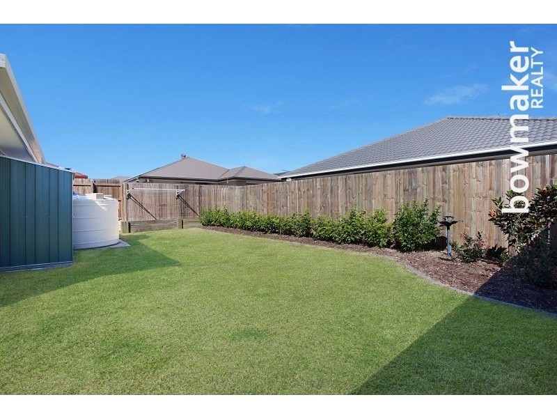 9 Nullarbor Circuit, North Lakes QLD 4509