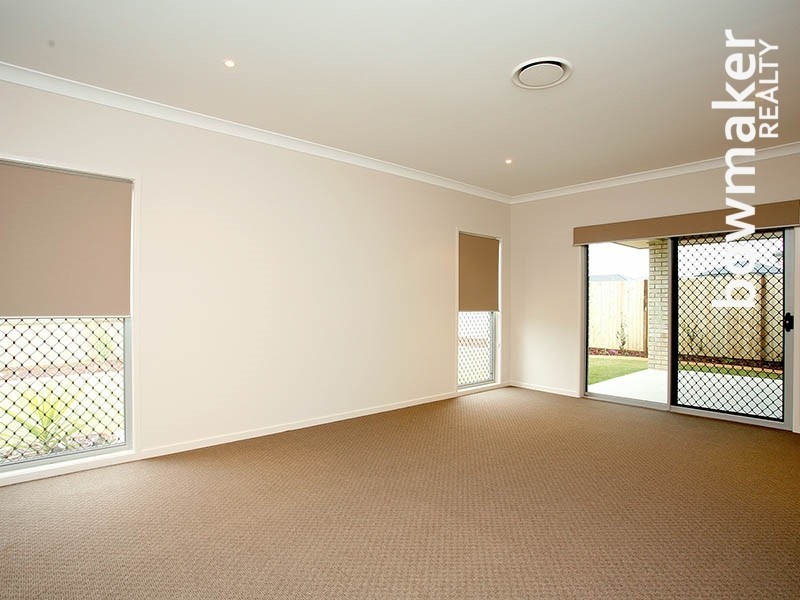5 Calder Street, North Lakes QLD 4509