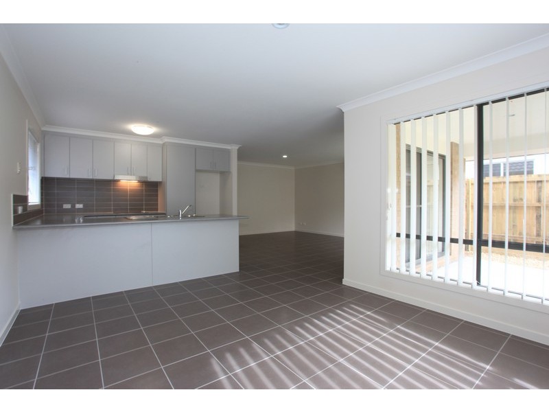 69 Daintree Circuit, North Lakes QLD 4509