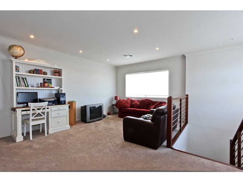 28 Morfontaine Street, North Lakes QLD 4509