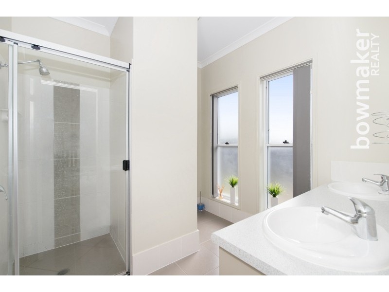 38 Langham Crescent, North Lakes QLD 4509