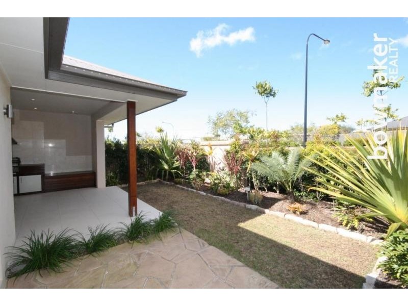 16 Elkington Circuit, North Lakes QLD 4509