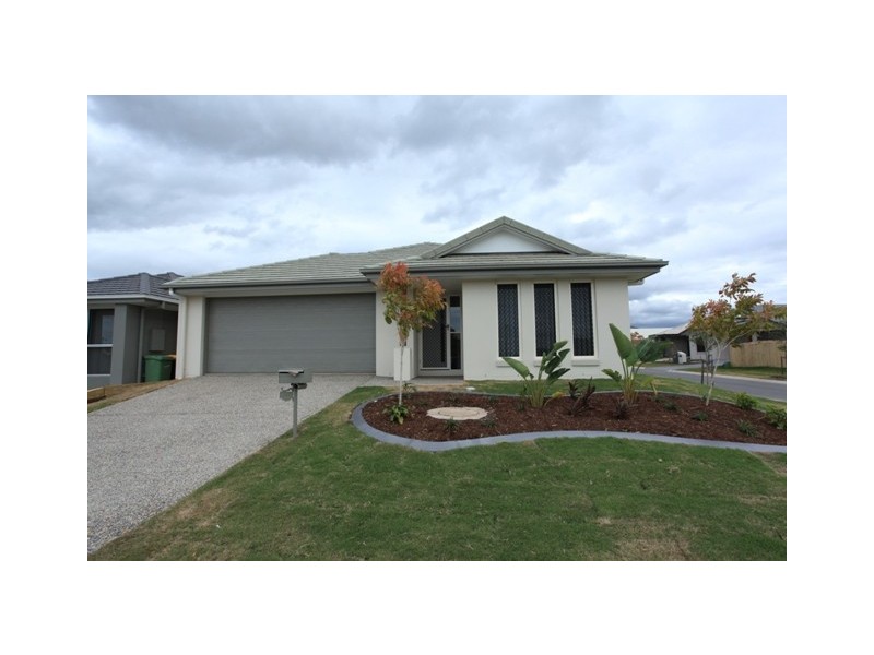 154 Nicklaus Parade, North Lakes QLD 4509