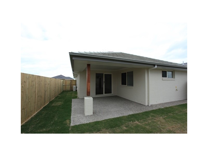 154 Nicklaus Parade, North Lakes QLD 4509