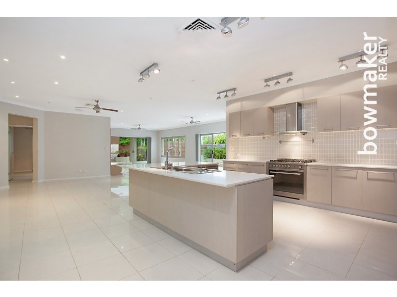 4 Satinay Parade, North Lakes QLD 4509