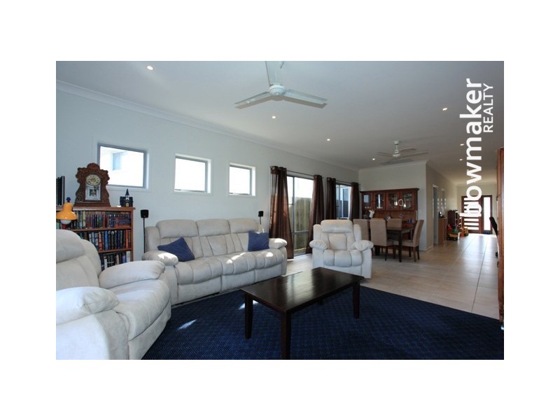 6 Crenshaw Street, North Lakes QLD 4509