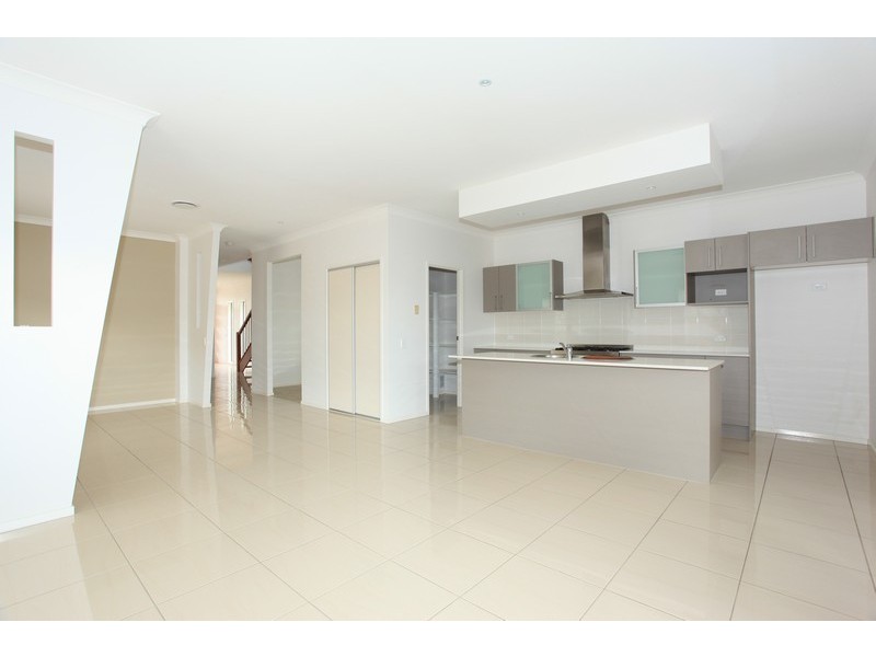 32 Ballesteros Street, North Lakes QLD 4509