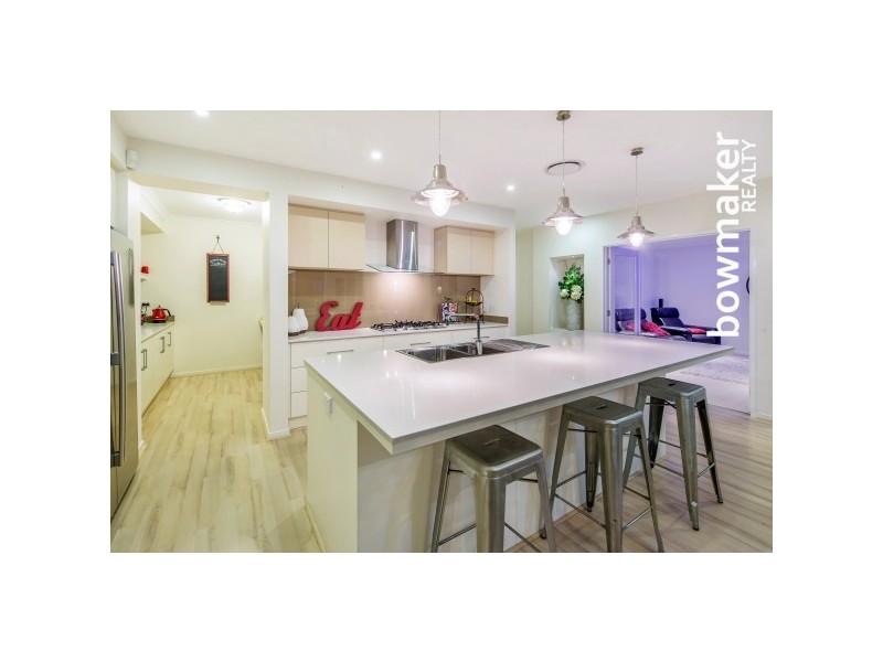 123 Cowen Terrace, North Lakes QLD 4509