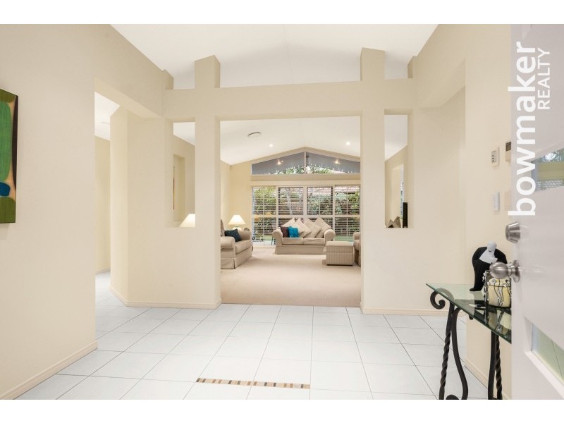 18 Thomson Close, North Lakes QLD 4509