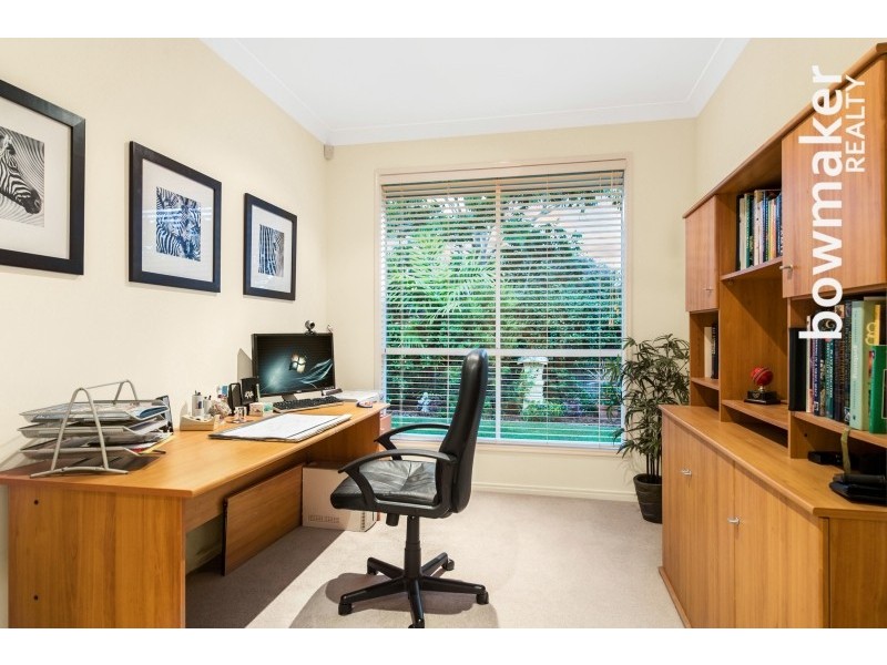 18 Thomson Close, North Lakes QLD 4509