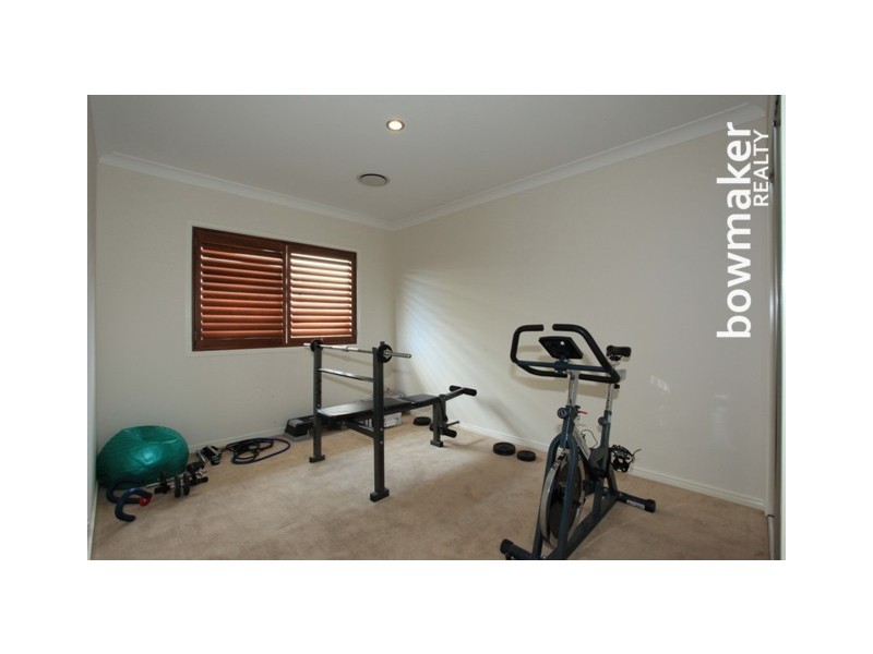 38 Williams Crescent, North Lakes QLD 4509
