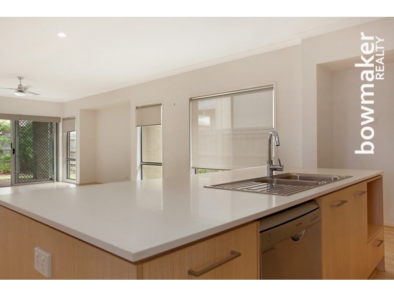 25 Friars Crescent, North Lakes QLD 4509