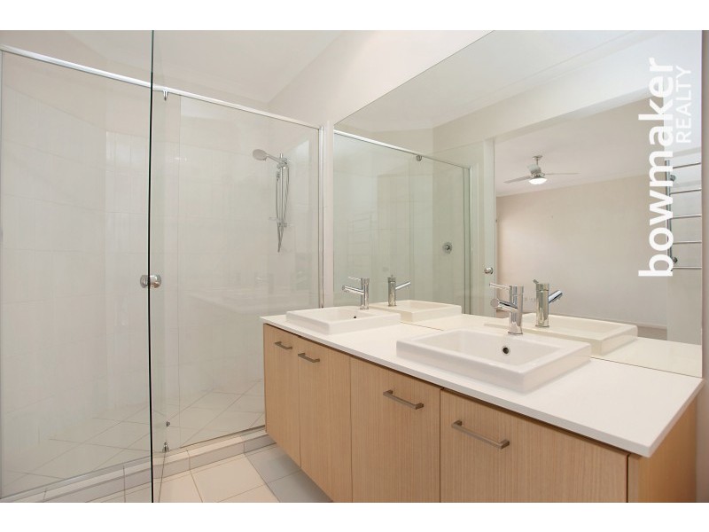 25 Friars Crescent, North Lakes QLD 4509